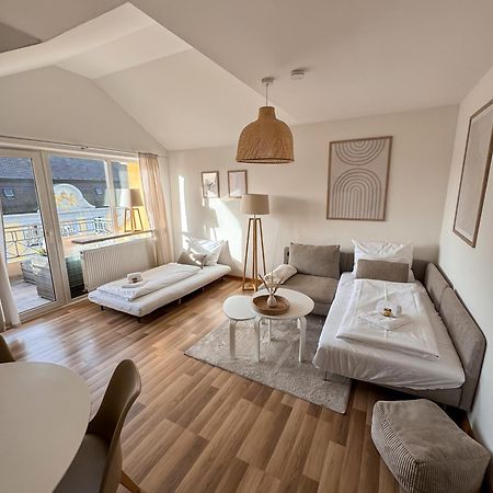 C4S Come4Stay Altoetting - 3-Zi Whg I Zentrale Lage I Parkplatz I Balkon I Wifi I Smarttv I 1 Kingsize, 1 Queensize Bett I Office Arbeitsplatz I Wohnbereich Mit Couch Und Essbereich I Voll Ausgestattete Kueche I Nespresso Exterior foto
