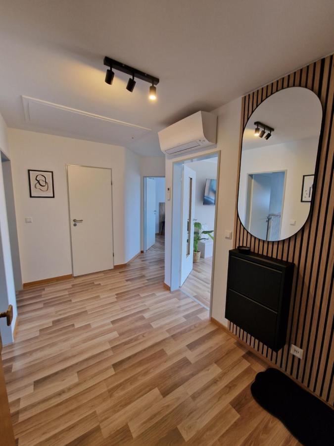 C4S Come4Stay Altoetting - 3-Zi Whg I Zentrale Lage I Parkplatz I Balkon I Wifi I Smarttv I 1 Kingsize, 1 Queensize Bett I Office Arbeitsplatz I Wohnbereich Mit Couch Und Essbereich I Voll Ausgestattete Kueche I Nespresso Exterior foto